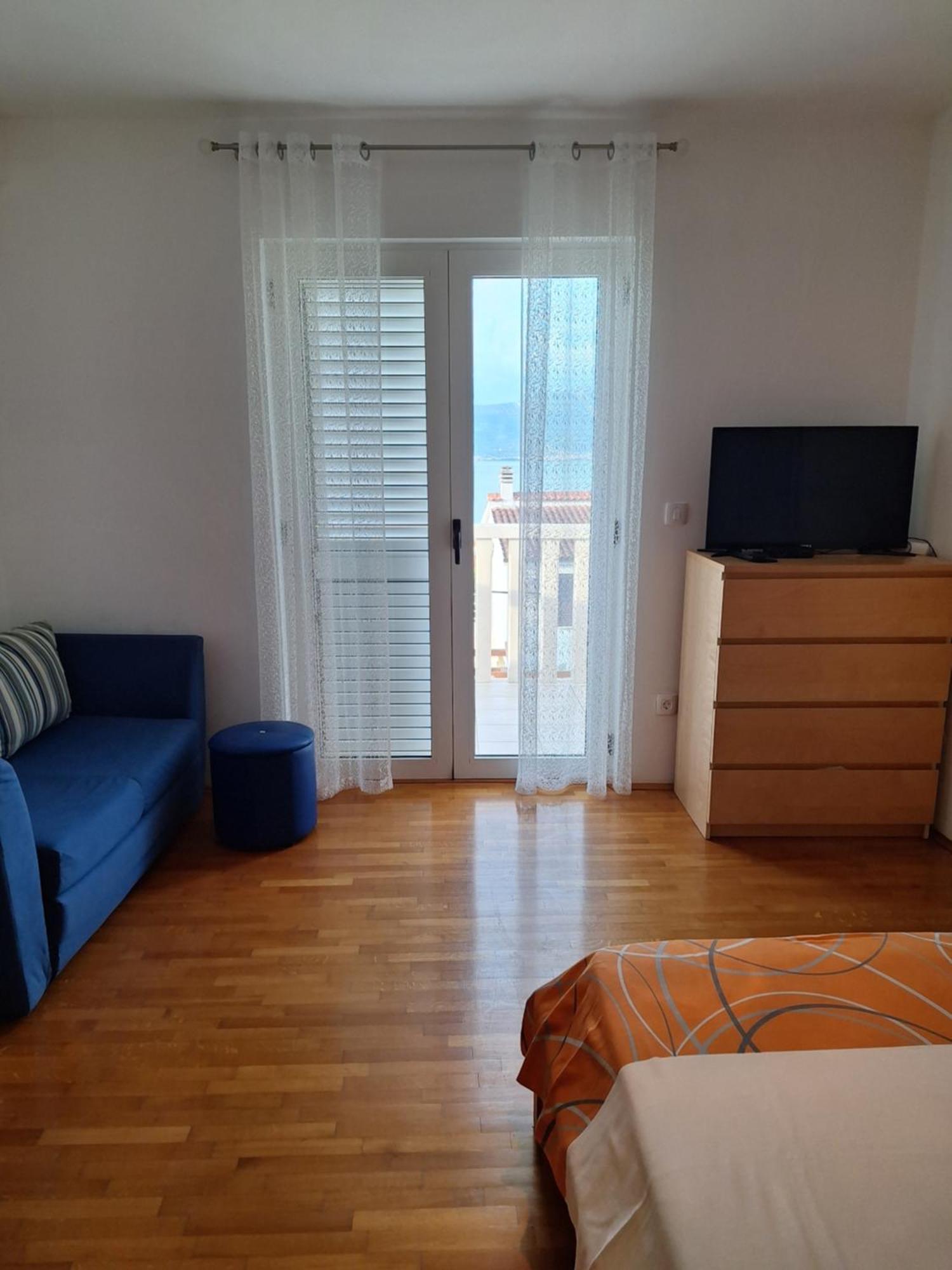 Apartments Romana Slatine Ngoại thất bức ảnh