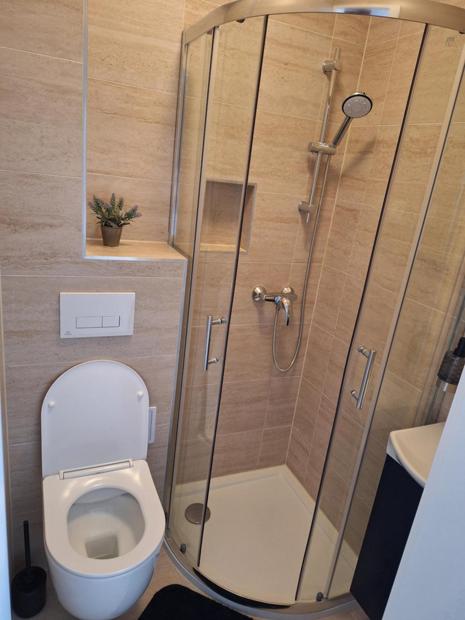 Apartments Romana Slatine Ngoại thất bức ảnh