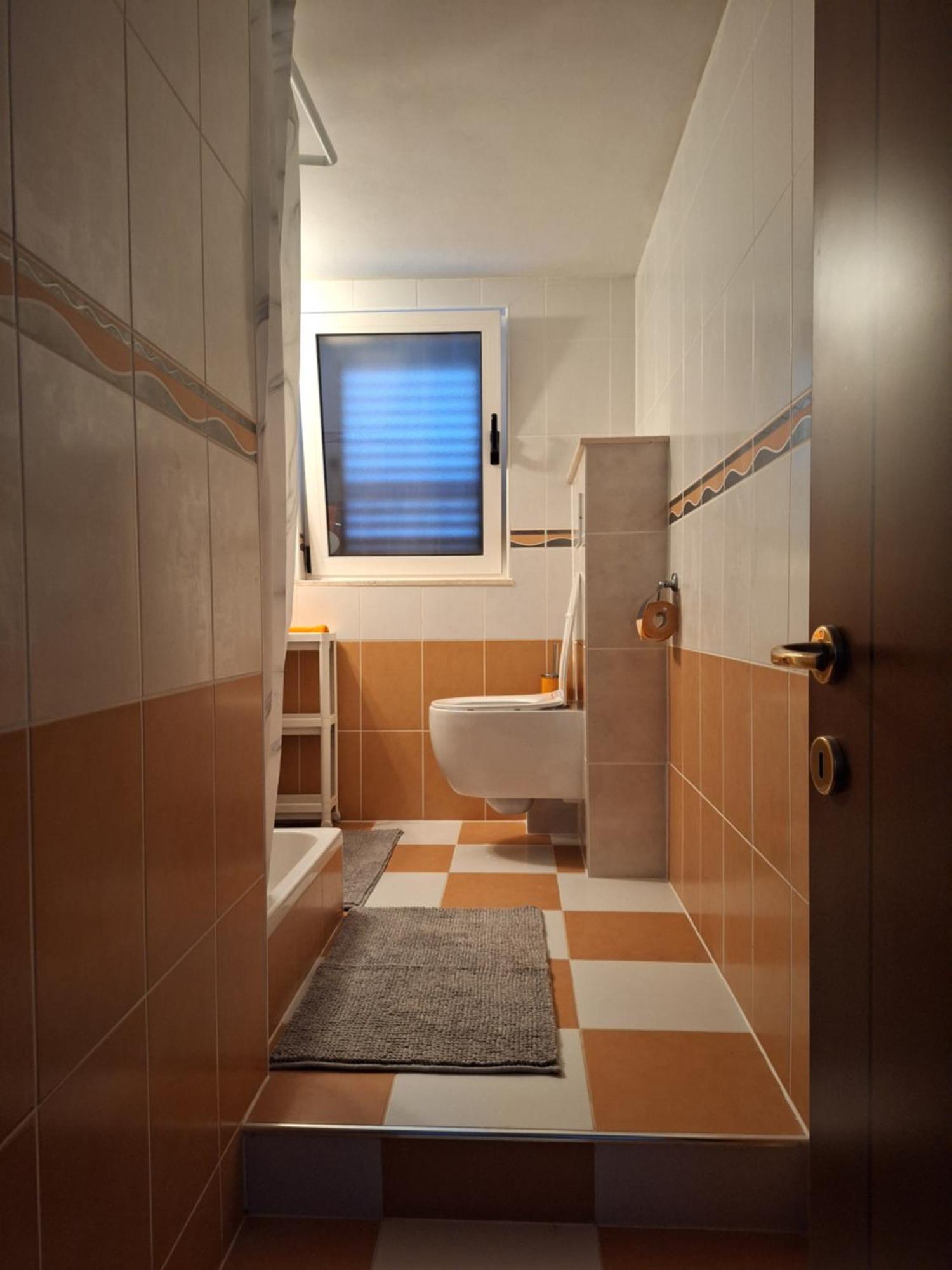 Apartments Romana Slatine Ngoại thất bức ảnh