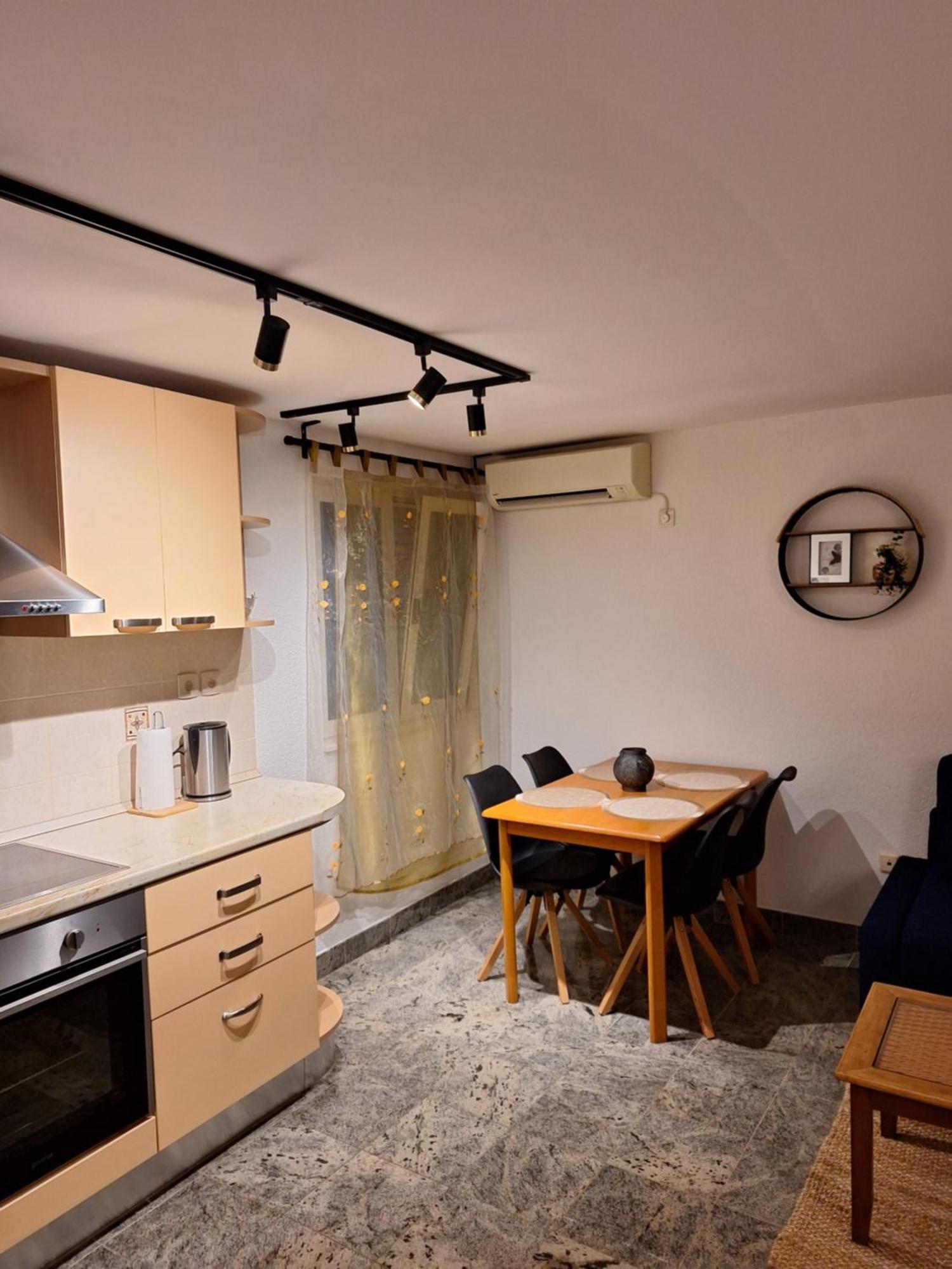 Apartments Romana Slatine Ngoại thất bức ảnh