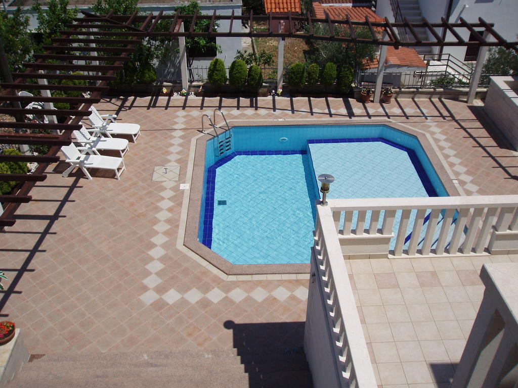Apartments Romana Slatine Phòng bức ảnh