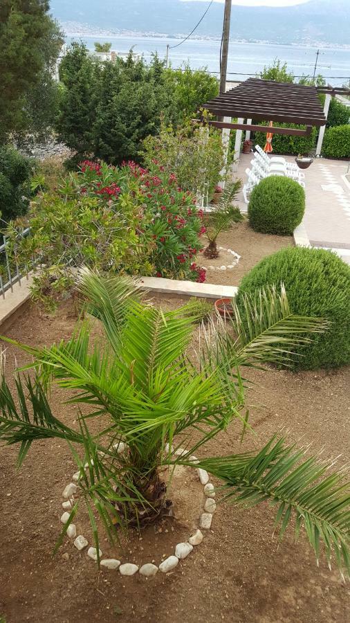 Apartments Romana Slatine Ngoại thất bức ảnh