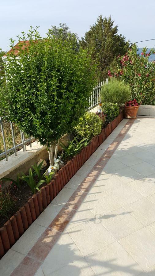 Apartments Romana Slatine Ngoại thất bức ảnh